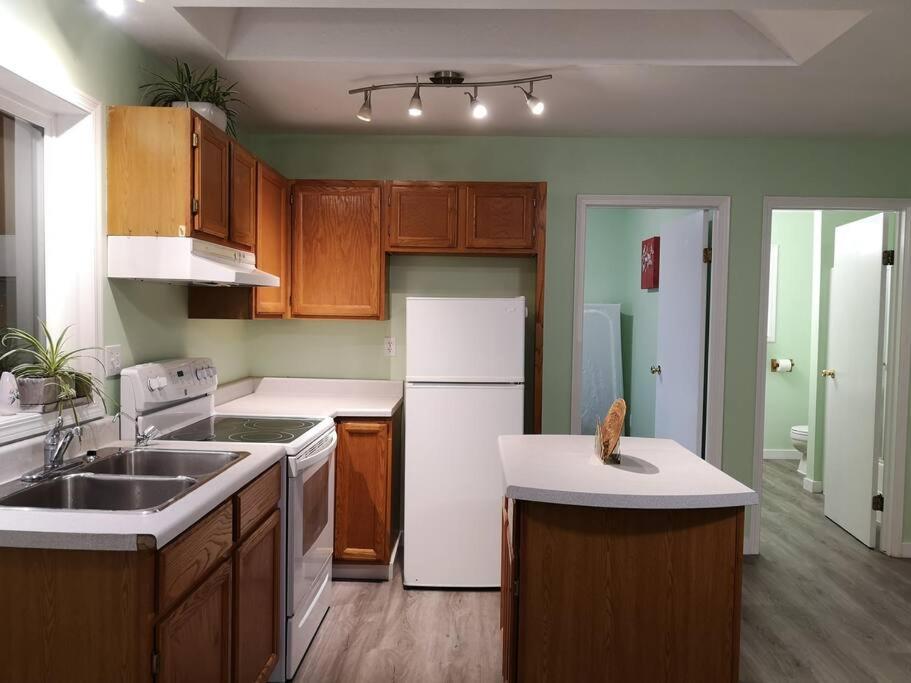 Countryroad Cozy 2Bedrooms Suite2 Nanaimo Exterior foto